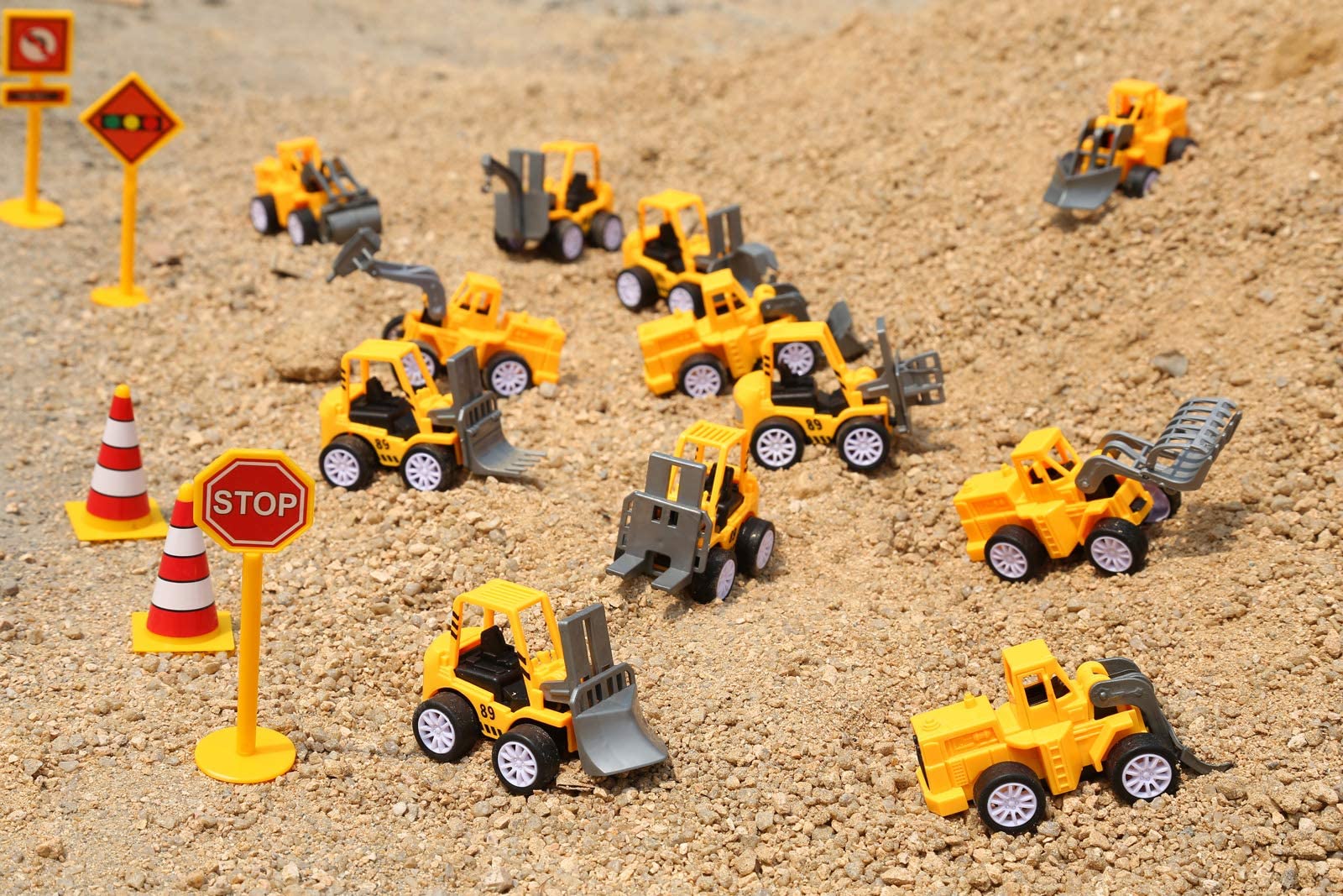 haomsj 17PCS Construction Party Favors Birthday Party Supplies Mini Small Construction Toys Trucks Vehicle Cake Decorations Topper Toy Cars Trucks for 2 3 4 5 7 Year Old Boys