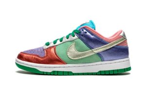 nike womens dunk low wmns dn0855 600 sunset pulse - size 10.5w