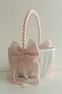 pink wedding basket/pink flower girl basket/blush pink basket/pearl handle basket/pink handle basket/pearl wedding basket (1 basket)