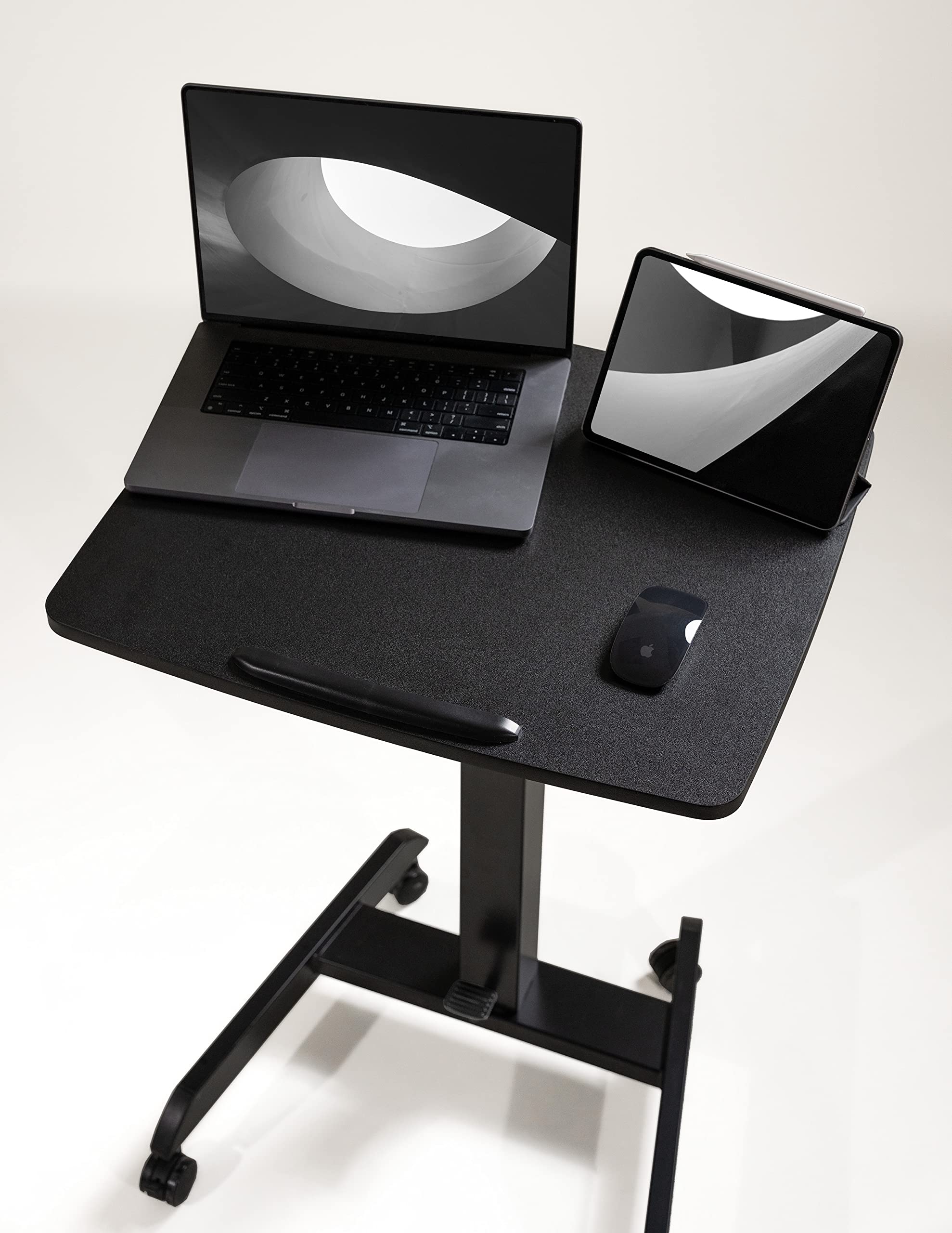 OCOMMO Mobile Podium - Pneumatic Standing Desk with 30 Degree Tilting Top, Adjustable Podium Stand, Lectern Portable with Wheels, Perfect for Lectures, Meetings, and Computer Use, Black