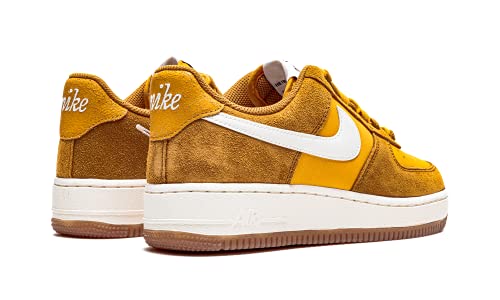 Nike Women's WMNS Air Force 1 '07 Se First Use, Gold Suede/University Gold/Gum, 10.5W