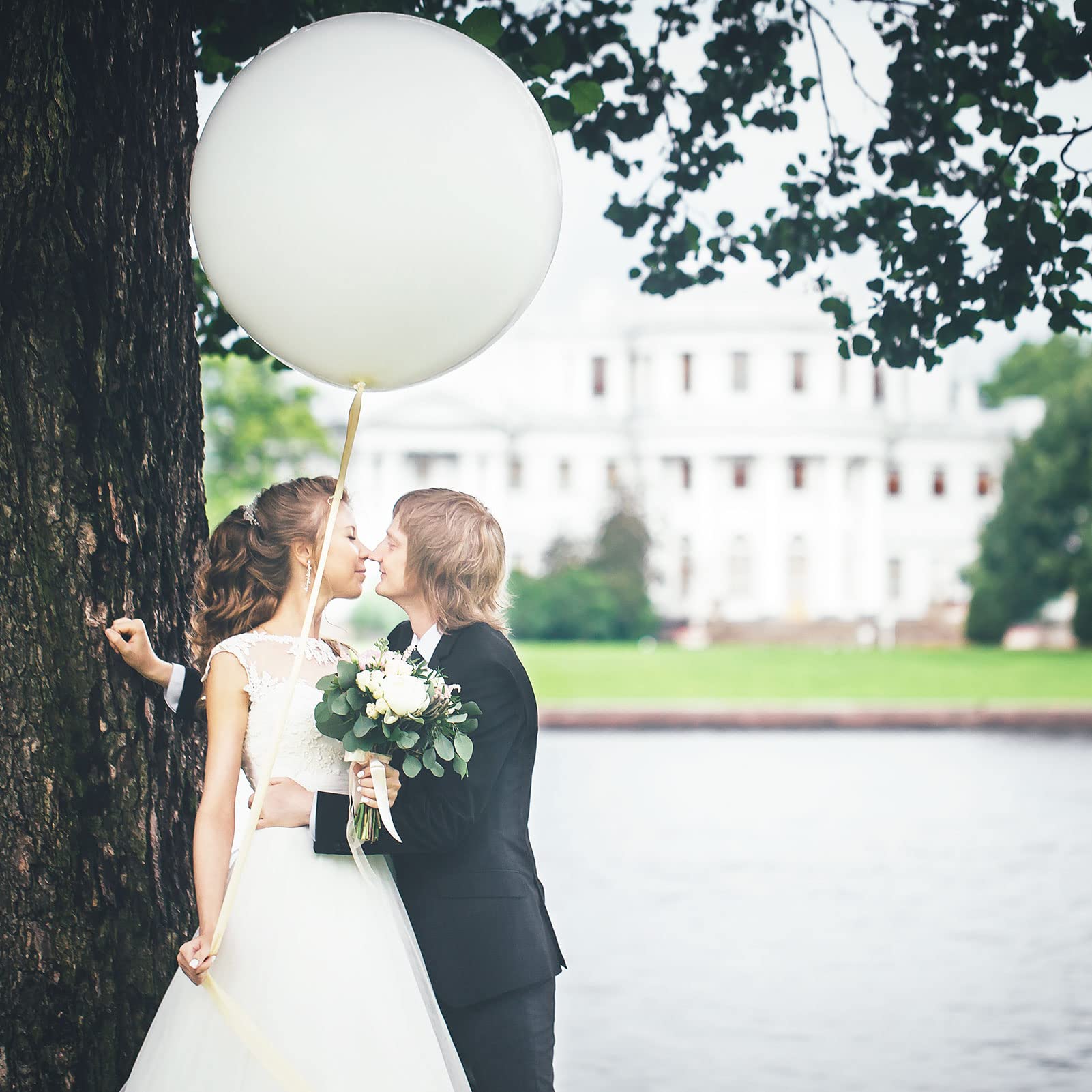 24 inch Large Round White Balloons 10 Pack Thick Big jumbo Latex Balloons Giant oversized Balloon for wedding anniversary Birthday Engagement Party Decorations