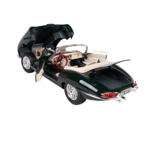 Bburago Jaguar E-Type Cabriolet 1/18 Diecast Model Car 12046 Green