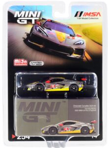 truescale miniatures chevy corvette c8.r #4 imsa 24h of daytona (2020) limited edition to 3600 pieces worldwide 1/64 diecast model car by true scale miniatures mgt00254