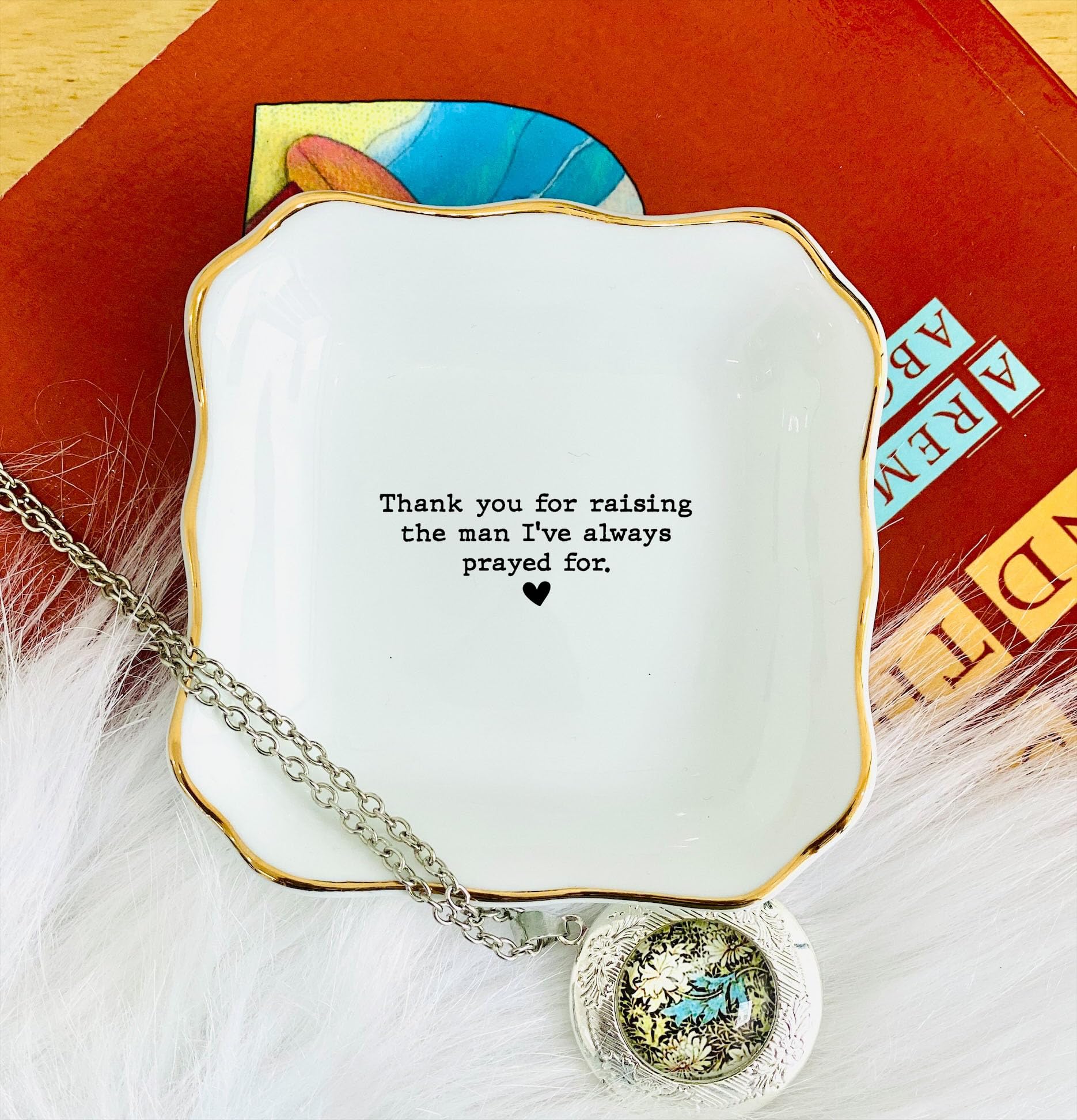 BAT TRANG Ceramic Jewelry Tray - Thank You For Raising The Man I've Always Prayed For Dish - Mother of The Groom Gifts From Bride - Mother In Law Gifts - Mother Of Groom Gifts