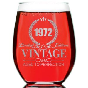 Vintage 1972 Stemless Wine Glass - Funny 50th Birthday Gift For Moms Grandmas Stepmoms Aunts Sisters Girlfriends Wife Friends From Daughter Son Grandchildren Husband Boyfriend Friends