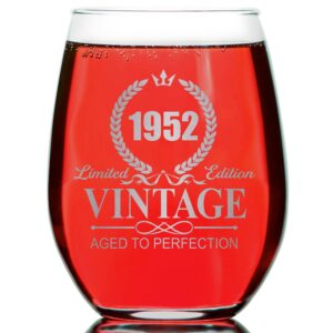 Promotion & Beyond Vintage 1952 Stemless Wine Glass - Funny 70th Birthday Gift For Moms Grandmas Stepmoms Aunts Sisters Wife Friends From Daughter Son Grandchildren Husband Friends