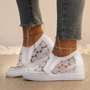 ZSpzx Women's Platform Sneakers Hidden Wedge Sneakers Fashion Floral Lace Mehs Slip On Thick Bottom Tennis Shoes Round Toe Classic Leather Wedge Heeled Sneaker Memory Foam Cushion Walking Shoes
