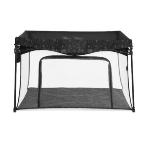 dream on me ziggy square playpen black and white/easy set up/breathable mesh walls/stylish finishes/folds compactly/easy storage/lightweight/ideal for travel