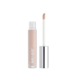 Lune+Aster RealGlow® Eyelid Primer - Hydrating, brightening and color correcting eyelid primer with vitamin E, licorice extract & apple seed extract