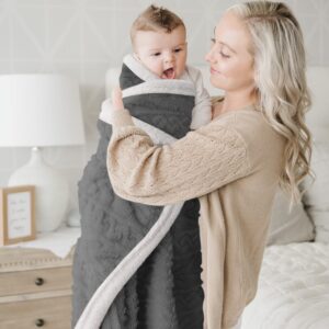 DEZANBO Baby-Blanket-for-Boys-Girls, Stylish 3D Sherpa Fleece Baby Blankets for Newborn Infants,30”X 40”-Super Soft Fluffy Warm Cozy Plush Fuzzy,Great for Baby Showers,Grey