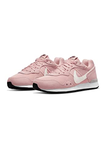 Nike Venture Runner Women's Shoe Size - 7.5