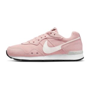 Nike Venture Runner Women's Shoe Size - 9