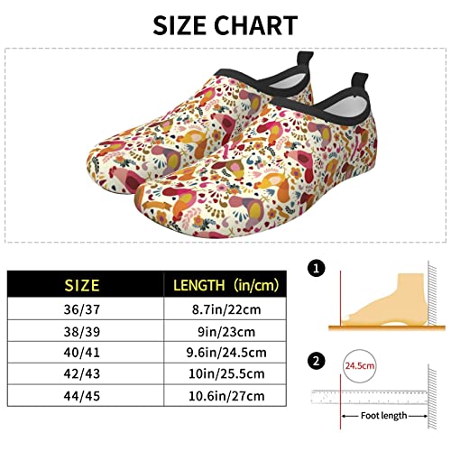 Cute Chickens Print Water Shoes for Men Women Aqua Socks Barefoot Quick-Dry Beach Swimming Shoes for Yoga Pool Exercise Swim Surf