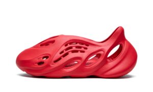 adidas mens yeezy foam runner gw3355 vermillion - size 11