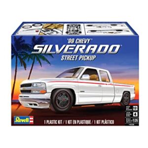 Revell 14538 '99 Chevy Street Silverado Street Pickup 1:25 Scale 150-Piece Skill Level 4 Model Truck Building Kit