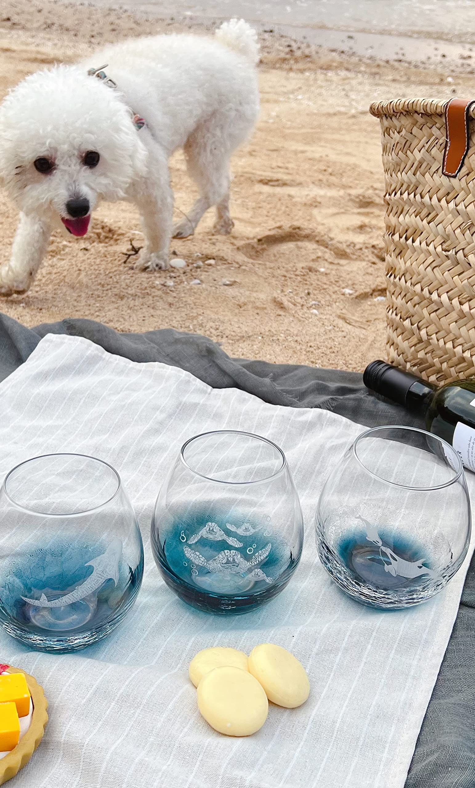 Mothers Day Gifts for Mom and Grandma, Etched Sea Turtles Family Handmade Engraved Crackle Turquoise Beach Wine Glasses