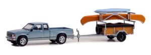 greenlight 32250-c hitch & tow series 25-1988 gmc s-15 sierra with canoe trailer with canoe rack, canoe and kayak 1/64 scale