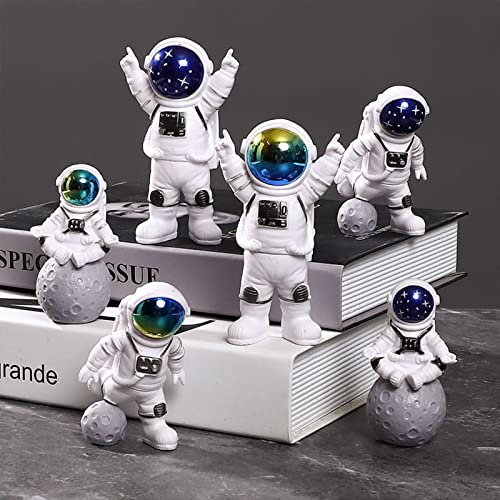 LUOZZY 4 Pcs Astronaut Figurines Cake Topper Miniature Astronaut Toys Space Cake Topper Spaceman Statues for Home Desktop Decor Space Theme Party Decorations