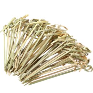 nuogo 1000 pcs bamboo cocktail picks 4.13 inch bamboo sticks bamboo skewers fruit toothpicks for appetizers handmade food picks cocktail skewer with looped knot for party snacks sandwiches drinks