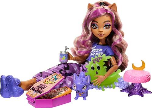 Monster High Doll, Clawdeen Wolf Creepover Party Set with Pet Dog Crescent, Sleepover Clothes and Accessories