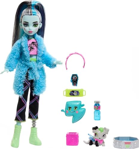 Monster High Doll, Frankie Stein Creepover Party Set with Pet Dog Watzie, Sleepover Clothes and Accessories