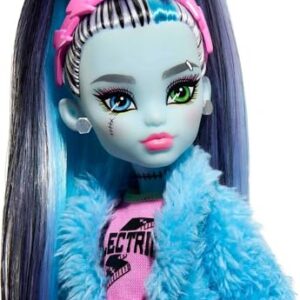 Monster High Doll, Frankie Stein Creepover Party Set with Pet Dog Watzie, Sleepover Clothes and Accessories