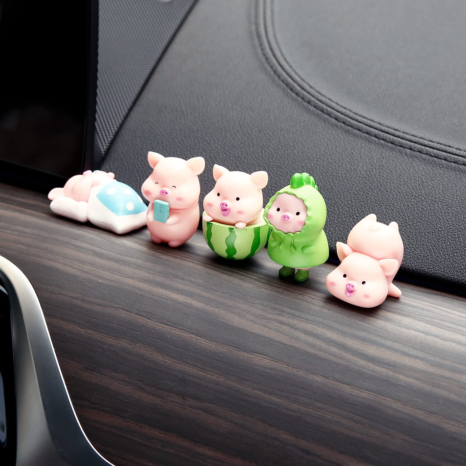 YGMONER 5 pcs Mini Piggy Figures Cute Car Dashboard Ornaments for Car Garden Cake Decoration (A)