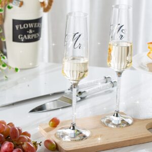 VARLKA Wedding Cake Knife and Server Set, Champagne Flutes Engraved Mr and Mrs for Wedding, Bride and Groom Toasting Flutes, Engagement Gift Wedding Reception Supplies (Clear Diamonds)