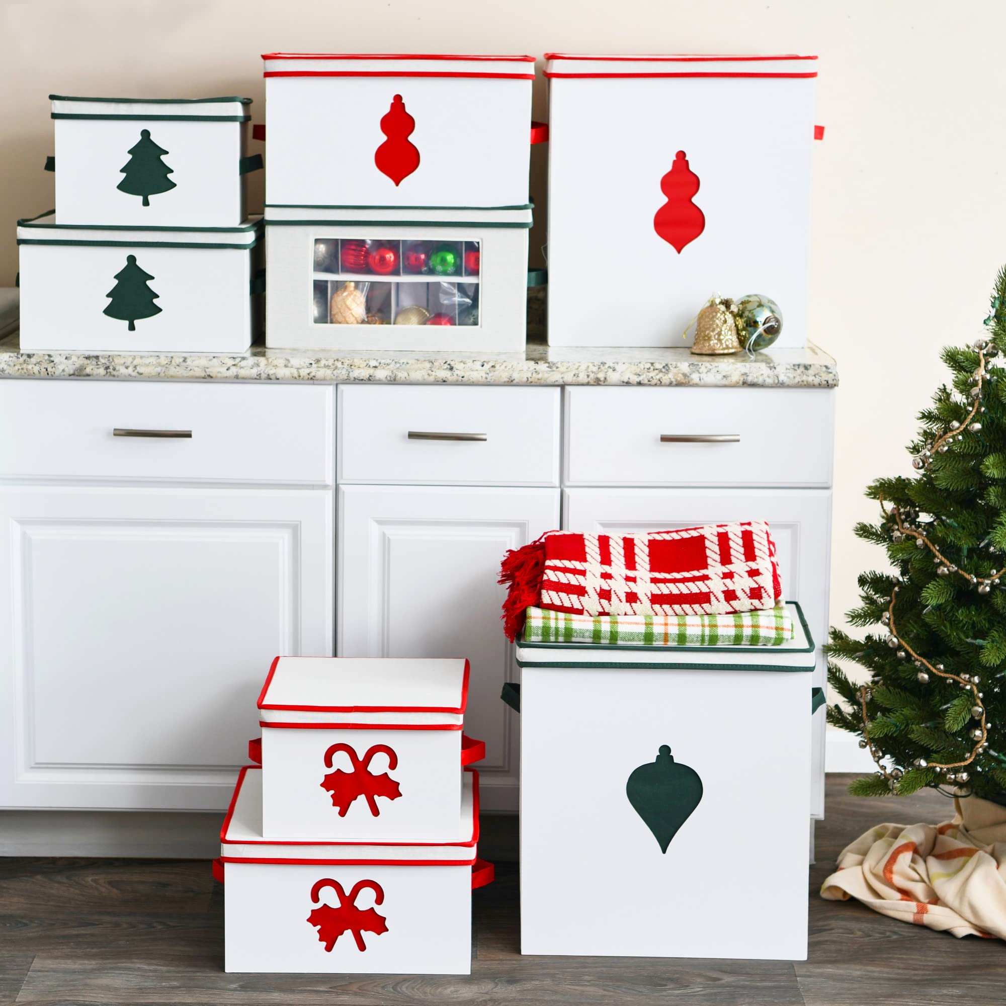 Household Essentials Holiday Storage Box, Medium, Green Tree