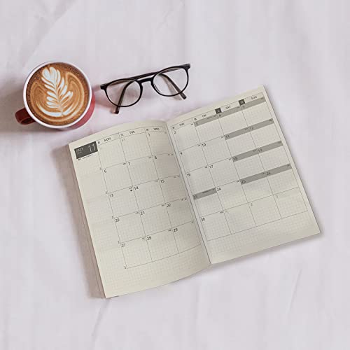 ZTTXL 2023-2024 Daily Planner,Planner content include Yearly Calendar, Monthly Calendar, Weekly Pages, Daily Pages Japanese/A5/January 1, 2023start/Sunday(5.8" x 8.3")