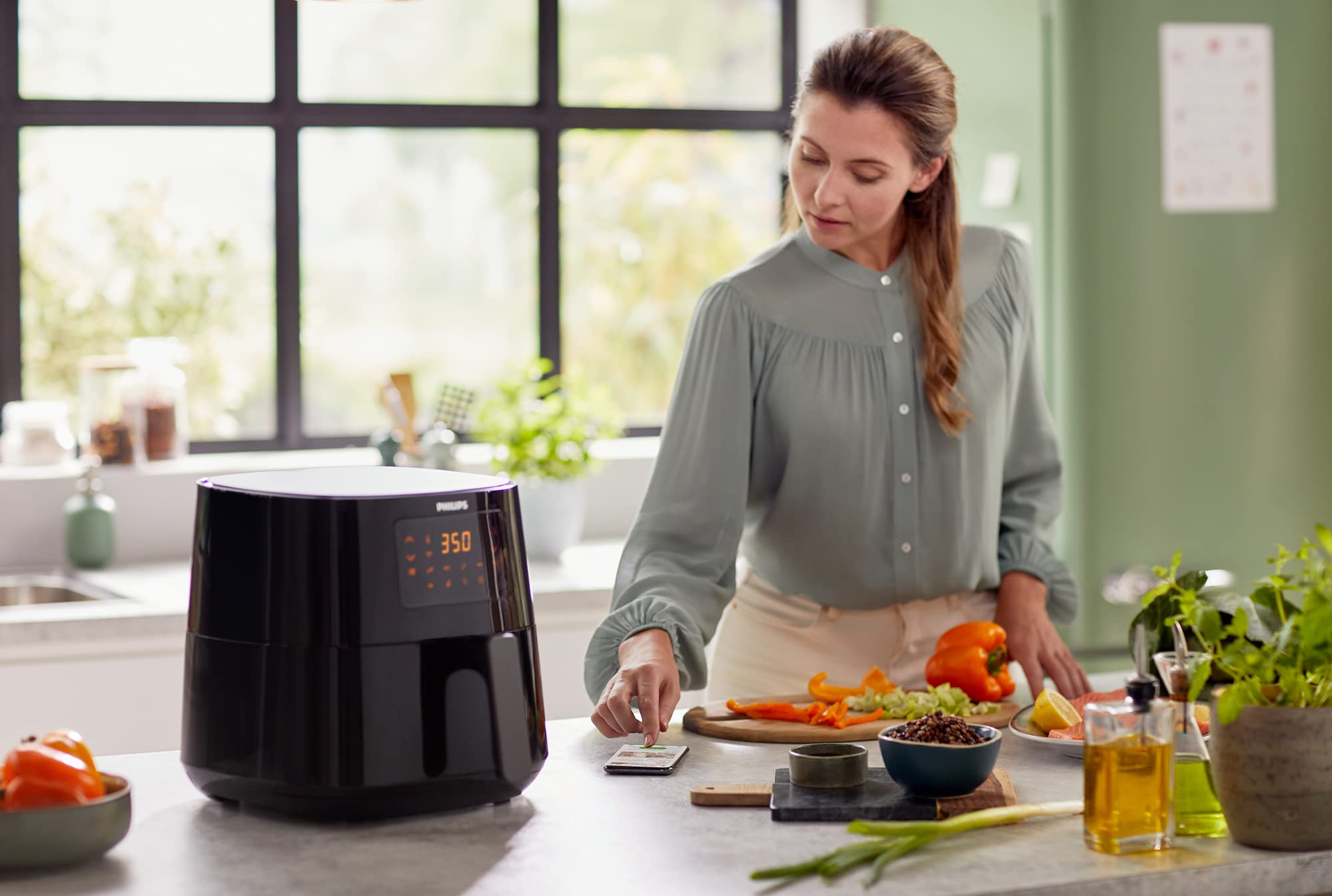 Philips Essential Connected XL 2.65lb/6.2L Capacity Digital Airfryer with Rapid Air Technology, Wi-Fi Connected (HomeID App), Alexa Compatible, Black- HD9280/91, Compact