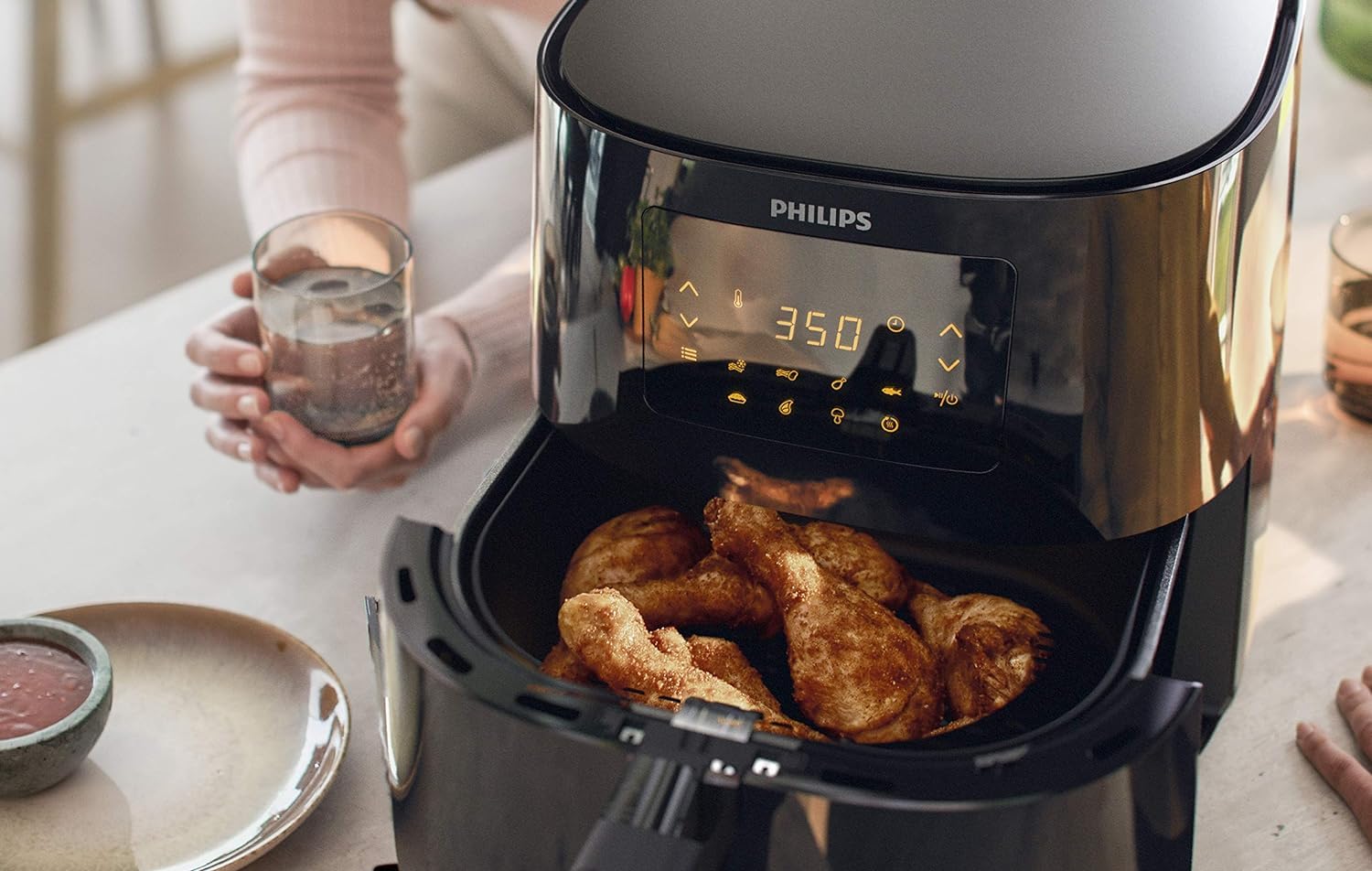 Philips Essential Connected XL 2.65lb/6.2L Capacity Digital Airfryer with Rapid Air Technology, Wi-Fi Connected (HomeID App), Alexa Compatible, Black- HD9280/91, Compact