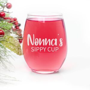 HTDesigns Nonna's Sippy Cup Stemless Wine Glass - Mother's Day Gift Nonna Wine Gift - First Time Nonna New Nonna Gift - Nonna Wine Glass