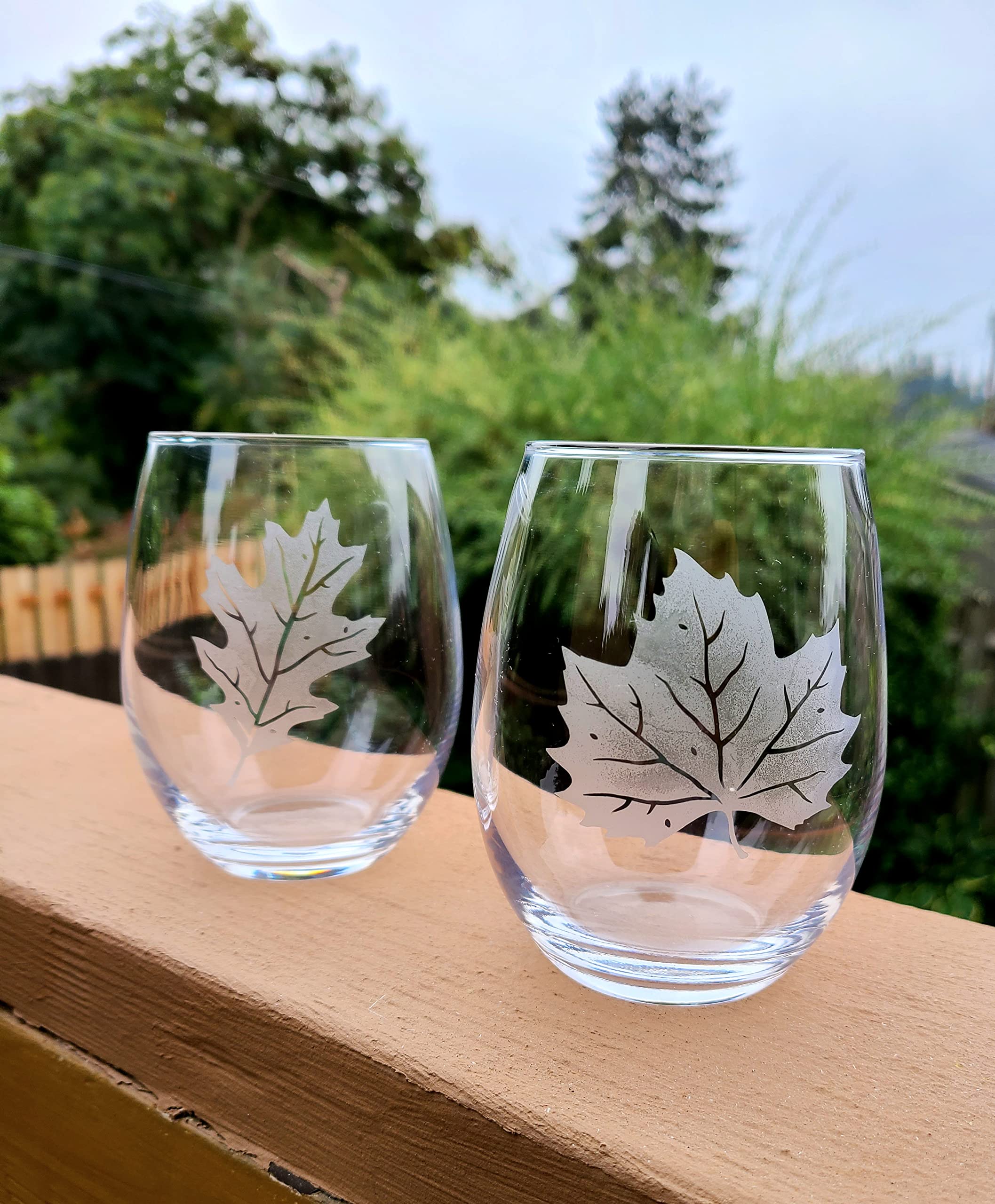 Fall leaves glass set, etched wine glass, etched maple leaf glass, oak leaf glass, stemless barware, for wine lovers, hostess gift