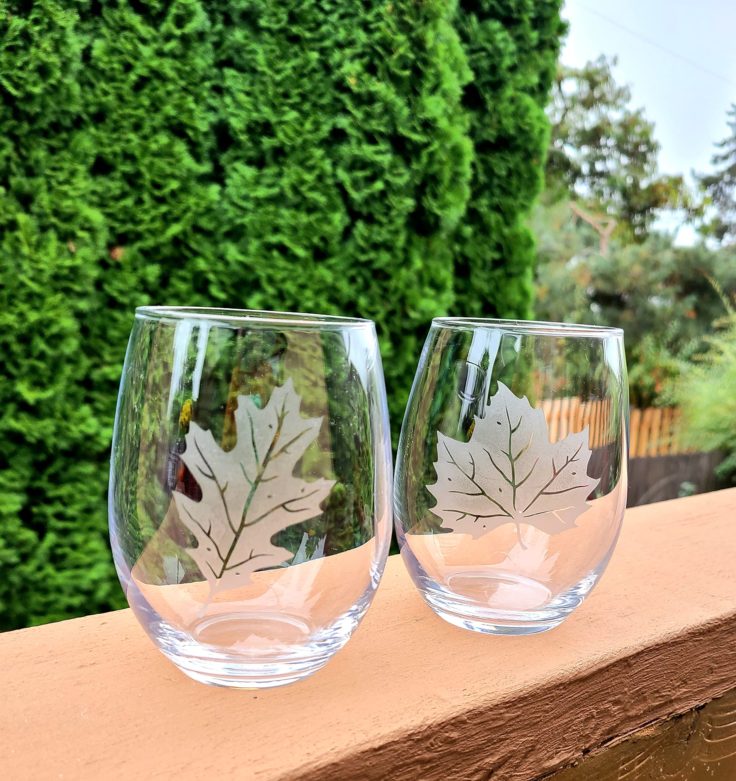 Fall leaves glass set, etched wine glass, etched maple leaf glass, oak leaf glass, stemless barware, for wine lovers, hostess gift