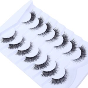 Wleec Beauty Lashes Cat Eye, Short False Eyelashes Natural Look with Clear Band, 12mm Wispy Eye Lashes Fluffy (7 Pairs, Black, CC95)