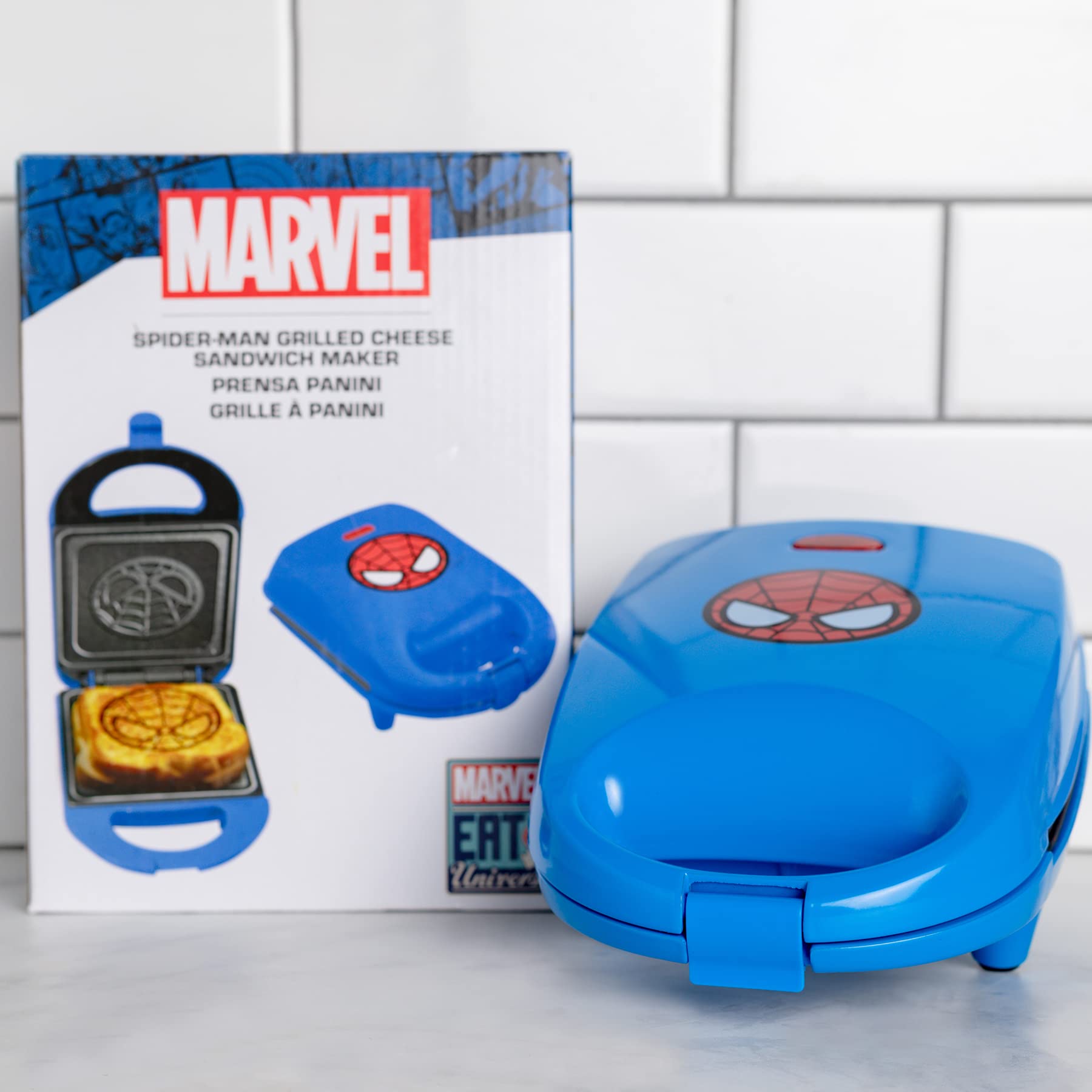 Uncanny Brands Marvel Spiderman Single Sandwich Maker - Marvel Kitchen Appliance