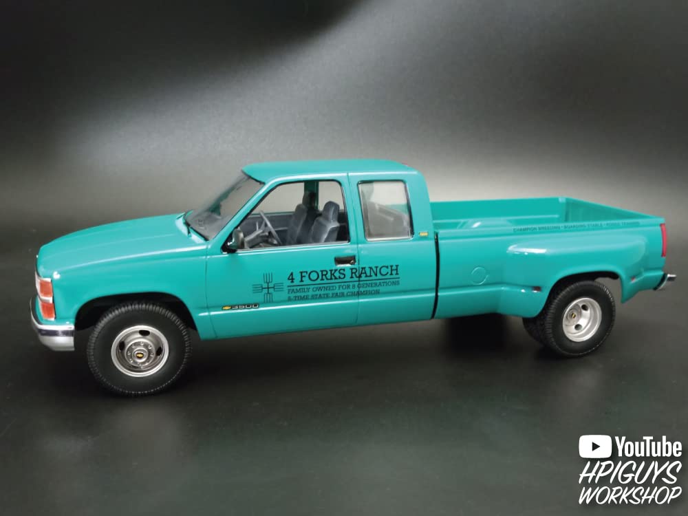 AMT 1996 Chevrolet C-3500 Dually Pickup Easy Build New Tooling 1:25 Scale Model Kit