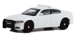 greenlight 43002-l hot pursuit - 2022 dodge charger pursuit police cruiser- white with light bar & push bar 1:64 scale diecast