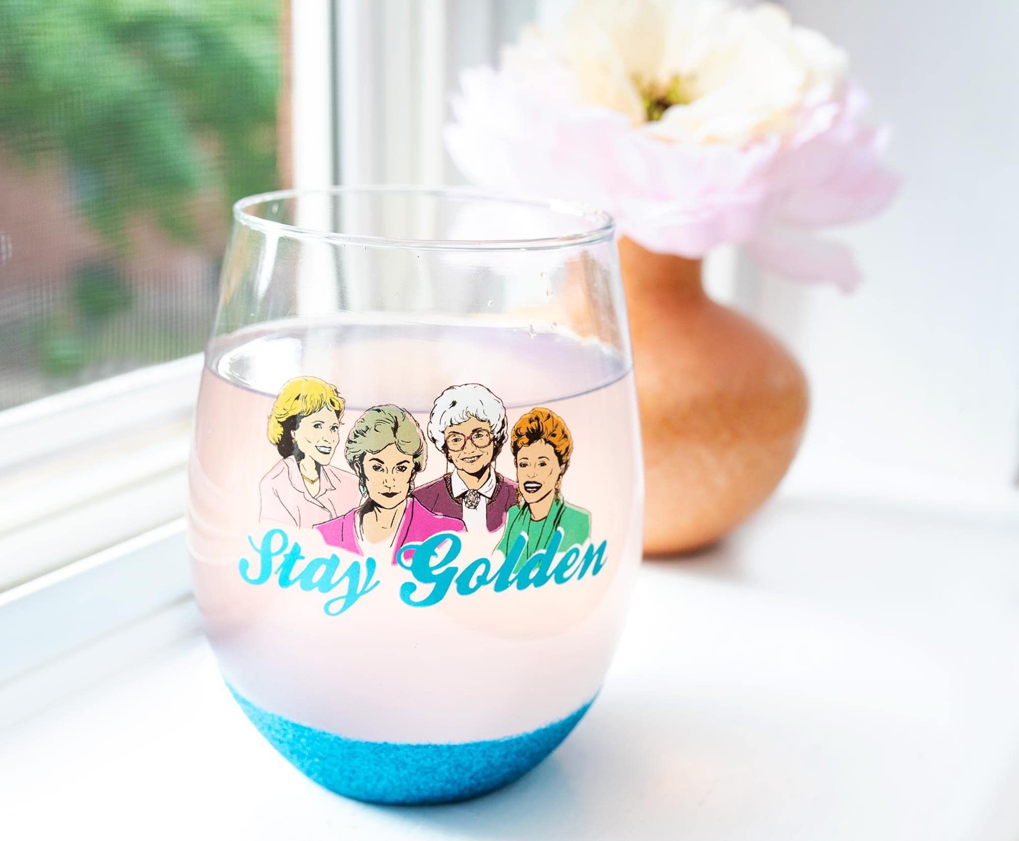 The Golden Girls "Stay Golden" Glitter Teardrop Stemless Wine Glass | Tumbler Cup For Mimosas, Cocktails | Holds 20 Ounces