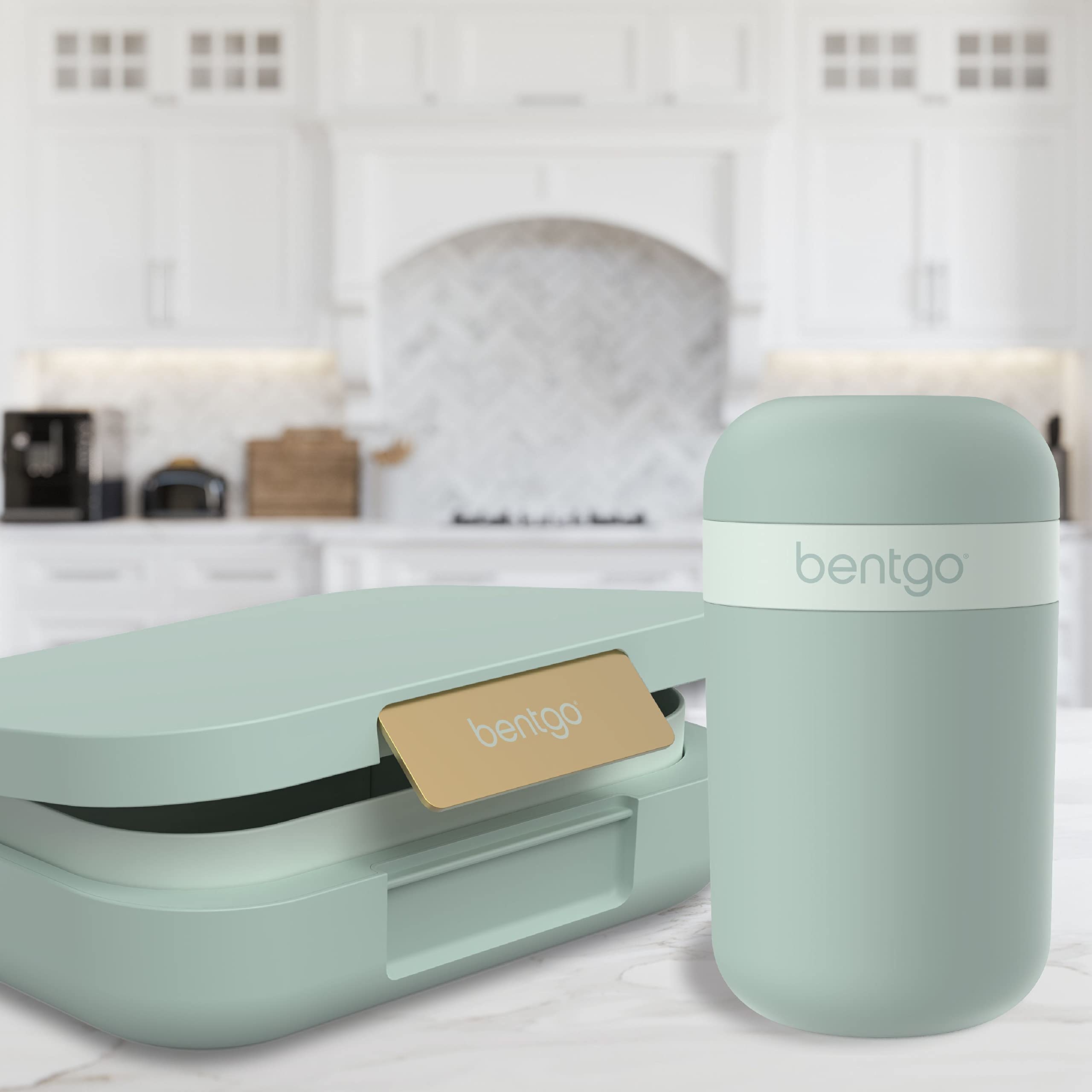 Bentgo® Snack Cup - Reusable Snack Container with Leak-Proof Design, Toppings Compartment, and Dual-Sealing Lid, Portable & Lightweight for Work, Travel, Gym - Dishwasher Safe (Mint Green)