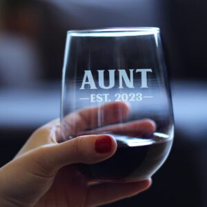 Aunt Est 2023 - New Aunties Stemless Wine Glass Gift for First Time Aunts - Bold 17 Oz Large Glasses