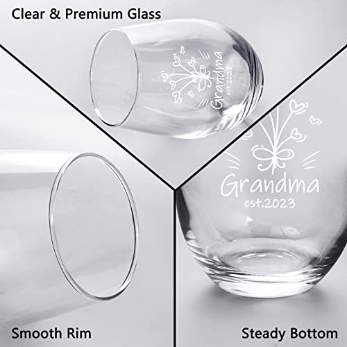 Futtumy Promoted To Grandma Gifts, Grandma Est 2023 Stemless Wine Glass for Mothers Day Christmas Pregnancy Announcement, First Time Grandma Gifts for Promoted To Grandma New Grandma, 17oz