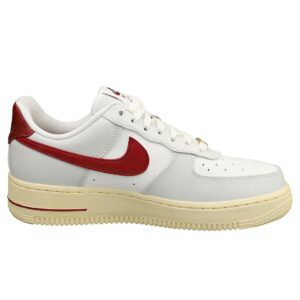 Nike Womens WMNS Air Force 1 '07 SE Photon Dust/Team Red Sz7