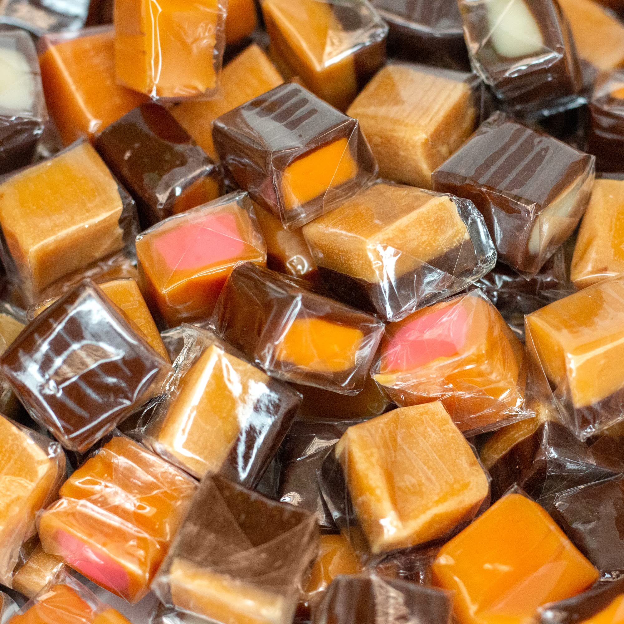 Funtasty Caramel Cubes Candy, Assorted Flavors, Individually Wrapped, Jar 24 Ounces (Over 100 Pieces)