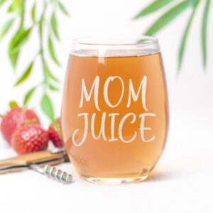 CARVELITA Mom Juice 15oz Funny Wine Glass, Novelty Gag Birthday Present for a New Mom, Friend, Adult Sister, Her Best Christmas Gifts For Women, Mother, Mom - Unique Xmas Wife Gift Idea From Husband