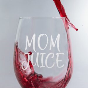 CARVELITA Mom Juice 15oz Funny Wine Glass, Novelty Gag Birthday Present for a New Mom, Friend, Adult Sister, Her Best Christmas Gifts For Women, Mother, Mom - Unique Xmas Wife Gift Idea From Husband