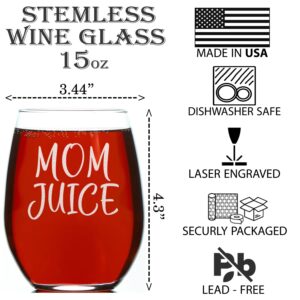 CARVELITA Mom Juice 15oz Funny Wine Glass, Novelty Gag Birthday Present for a New Mom, Friend, Adult Sister, Her Best Christmas Gifts For Women, Mother, Mom - Unique Xmas Wife Gift Idea From Husband