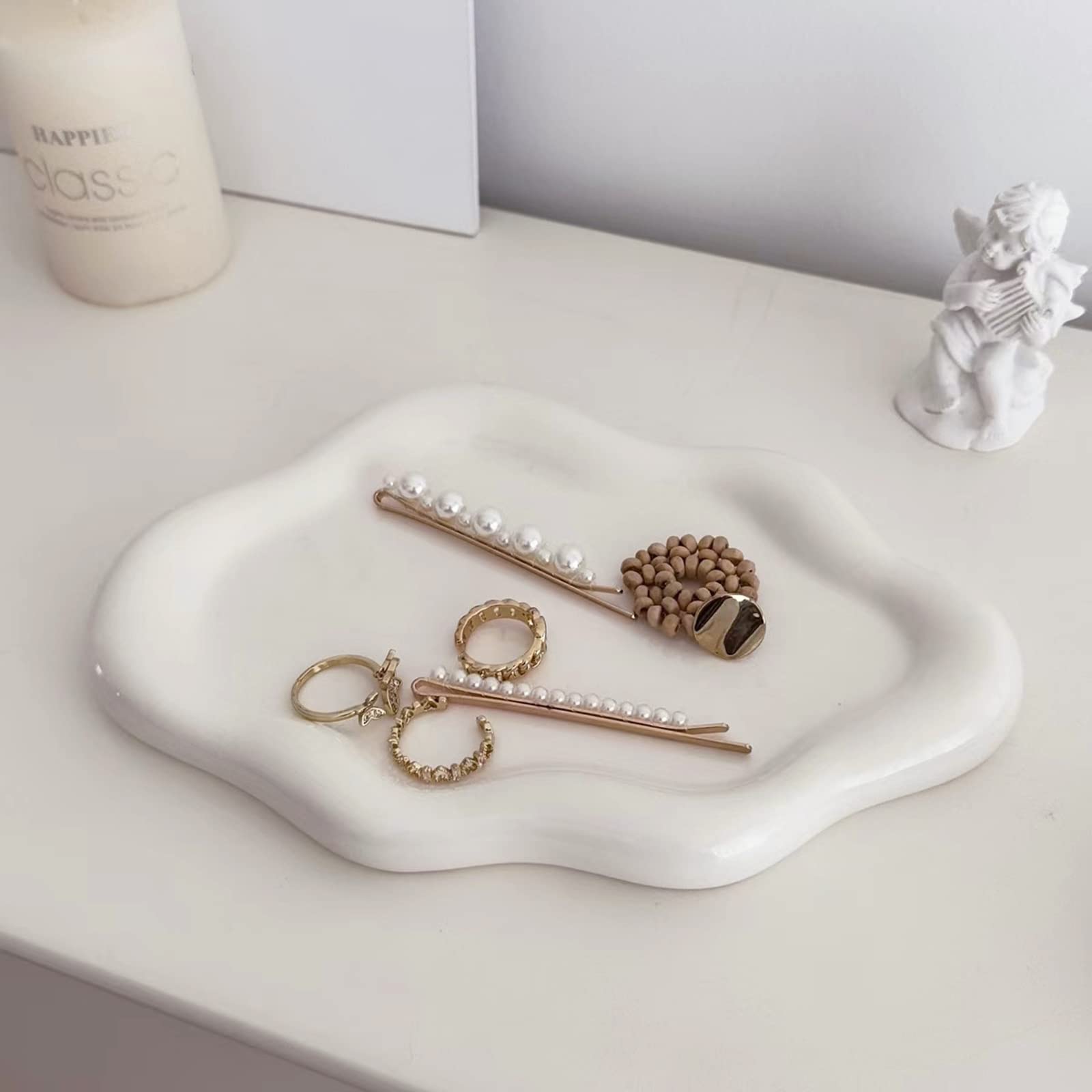 BIGPIPI Ceramic Jewelry Tray Dish for Ring Key Trinket, Cute Cloud Shape Decorative Jewelry Plate Holder Room Decor Aesthetic Gift (White)